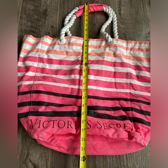 Victoria’s Secret pink, white and black beach bag tote - Picture 9 of 11
